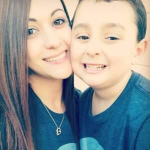 Meet your Posher, Crystal